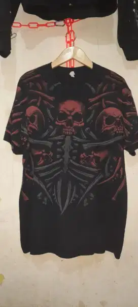Kaos AOP tengkorak