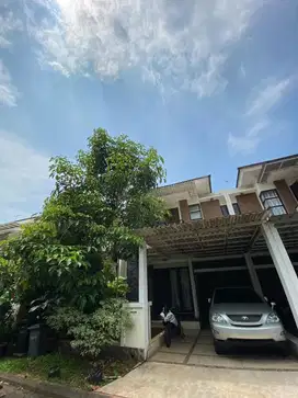 Dijual Rumah Cantik Full Furnish Siap Huni di Harapan Indah