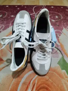 Seperti onitsuka tiger no 41