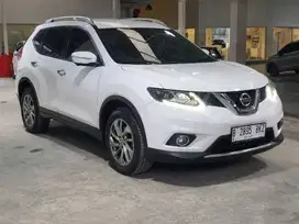 Nissan Xtrail 2.5 AT 2016 Putih PREMIUM B2895BKZ