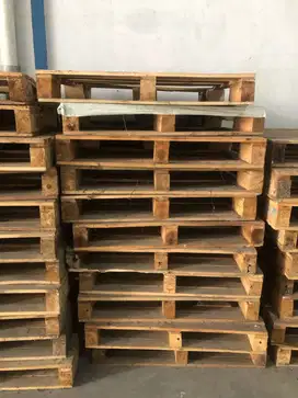 PALLET KAYU BEKAS