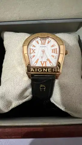 Jam Aigner women
