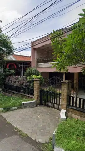 Dijual Rumah Hook Lokasi Strategis Nol Jl.Raya Gayungsari , Surabaya