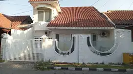 Dijual Rumah Bagus Terawat Siap Huni di Babatan Pratama, Surabaya