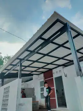 Kanopi alderon dan baja ringan