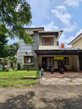 Disewakan Rumah Tinggal di Perumahan Taman Cipto