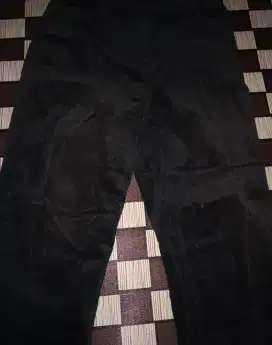 Celana corduroy black