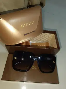 Kacamata GUCCI baru