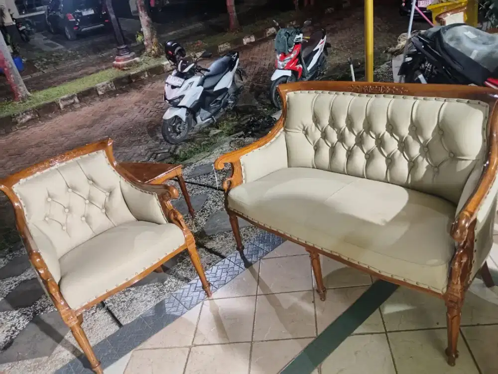 Service sofa dan kostume sofa