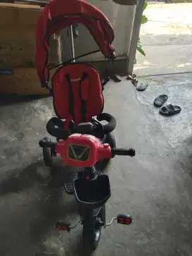 Jual sepeda roda tiga family supreme f970