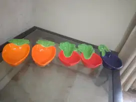Mangkuk keramik  bentuk buah