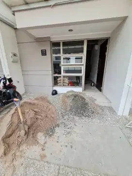 Mengerjakan sipil dan interior full sampai jadi