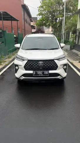 Toyota Veloz Q CVT TSS 2022