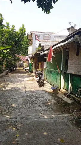 Jual rumah 1 lantai di Pekayon Kalisari Jakarta Timur