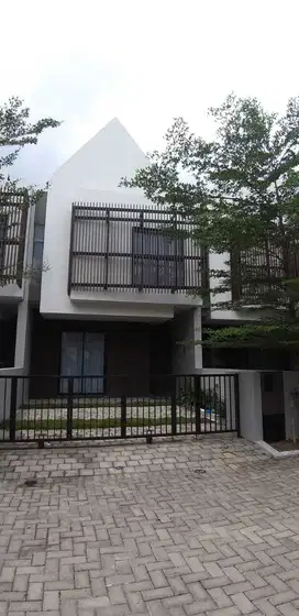 Barang Langka‼️ Rumah Baru Gress Ngagel Surabaya