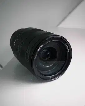 Lensa Sony 24-105 F4 OSS