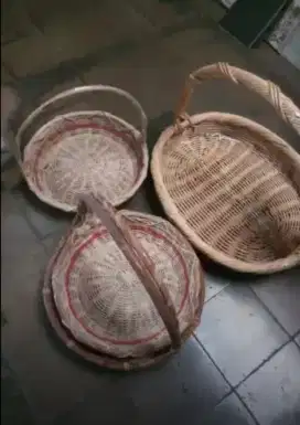 Keranjang buah bambu