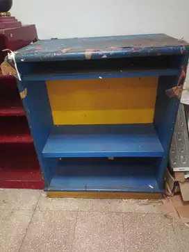 Rak kayu solid warna kuning