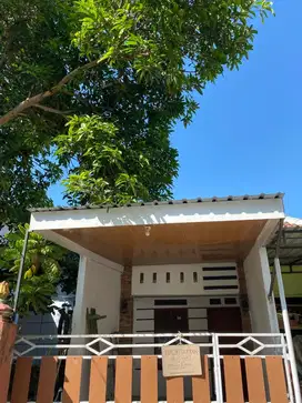 Disewa/dikontrakkan Rumah 1 LT, 3 KT, 2 KM + AC WiFI