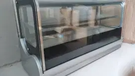 COUNTER TOP CAKE SHOWCASE (GEA) NA-550V (SECOND TH 2019)