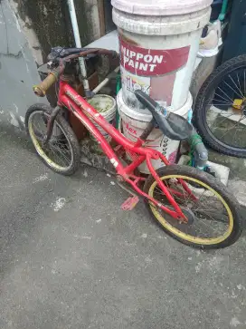 Sepeda anak bmx