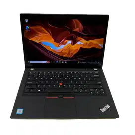 Laptop Lenovo ThinkPad T490 Core i7 Gen 8 8GB/256GB