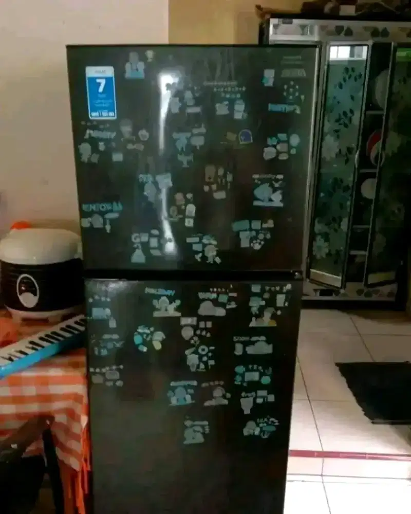 Jual beli dan perbaikan Kulkas