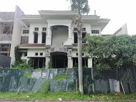 Pakuwon indah villa bukit regency