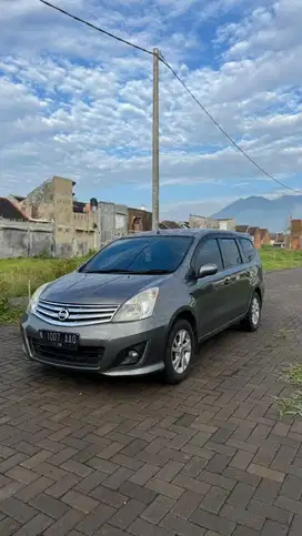 Nissan Grand livina 2013 Bensin