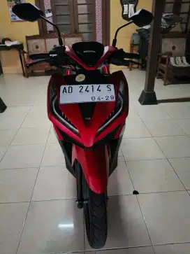 Di Jual Vario 150 Warna Merah (Vaforit)