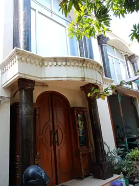 Dijual Rumah Usaha (Rumah Kantor Gudang Produksi) Timur Lebar 20m HOOK