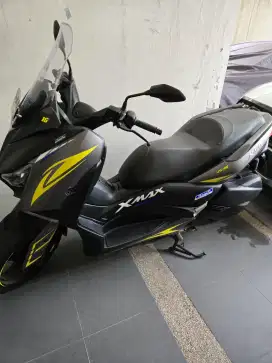 Jual xmax 2017 jarang dipakai