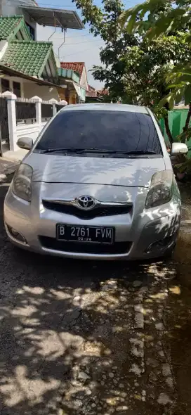 Jual Yaris 1.5 E MT