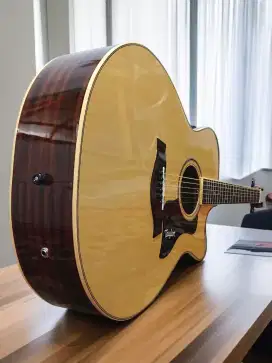 Gitar taylor akustik elektrik