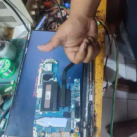 Service laptop dan komputer area solo