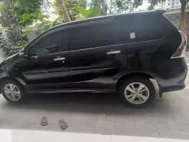 Toyota Avanza Veloz 1.5 AT