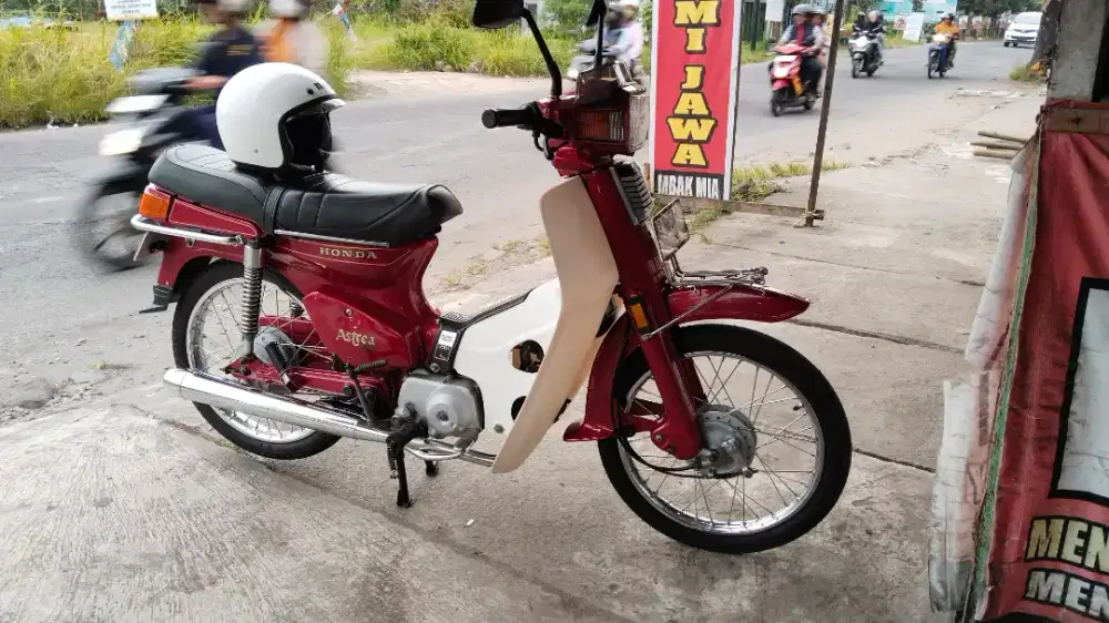 Honda Astera C86 Istimewa dan sehat