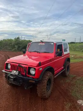Suzuki jimny trepes legend thn 1984 4x4