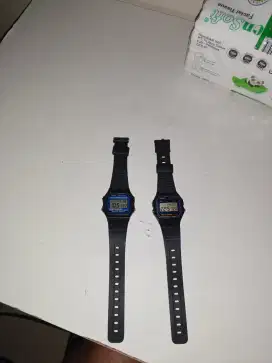 Dijual jam tangan Casio F105 & casio w59 vintage & retro