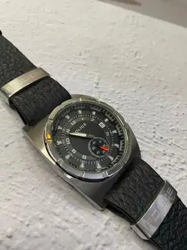 SALE JAM TANGAN POLICE