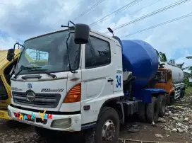 Hino Lohan FM 260 TI Mixer 7-8 Kubik Ors Turbo Euro2 Bio Solar Putih