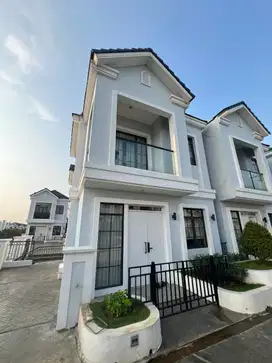Rumah Cantik Double Decker Lavon Viridia Tangerang 1K8000S3