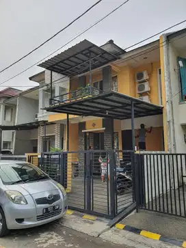 Rumah 2 Lantai di Metro Permata 1 Jakarta Barat 1K8000S5