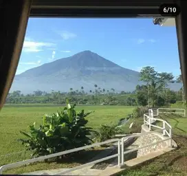 Rumah Villa + Kebun Luas di Garut View Gunung Cikuray