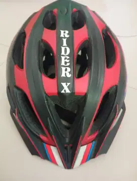 Dijual helm sepeda masih bagus