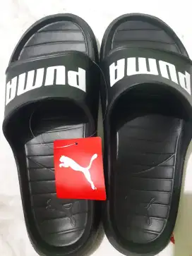 Sandal puma kondisi baru