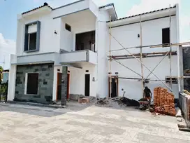 Rumah Mewah 2 Lt Ready Di Town House Solo Kota