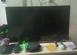 Di jual tv LG 43in