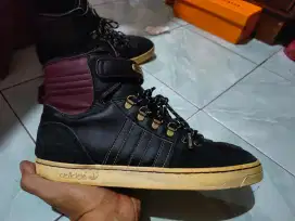 Adidas Boot Casual sz 43⅓ (27,5cm) Hrg 180rb nett