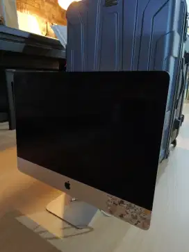 Komputer iMac 21 inch